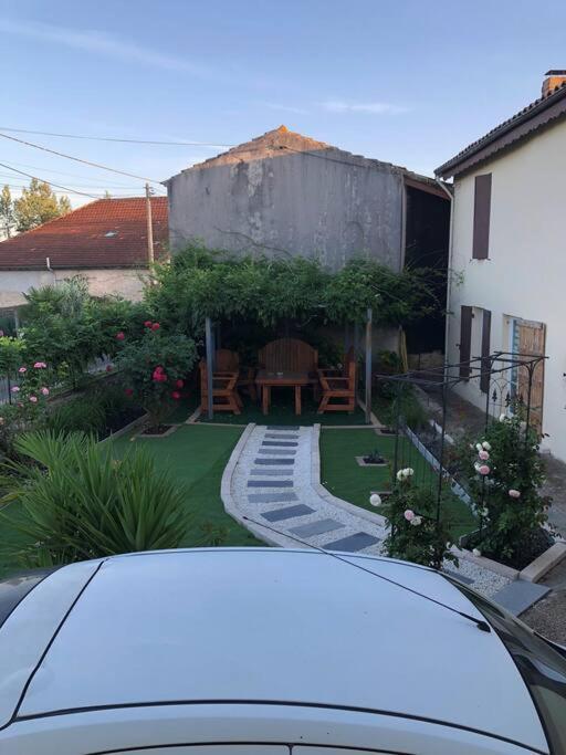 Petite Maison De Campagne Castillon-de-Castets Екстериор снимка